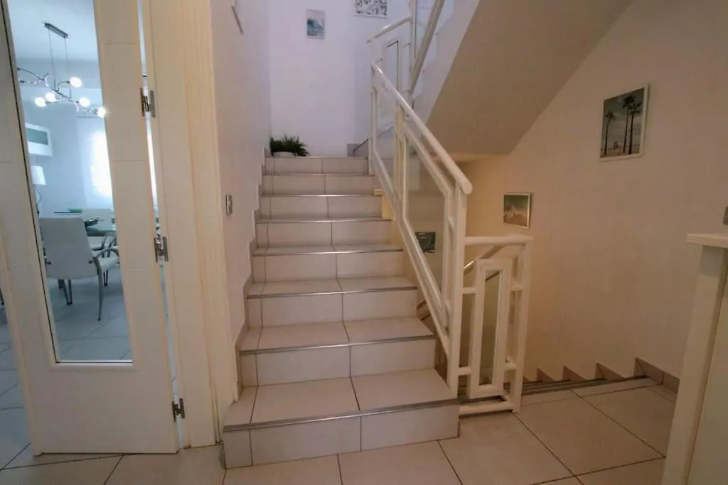 Tess Villa Andalusian Sun Malaga 0*,  Spain