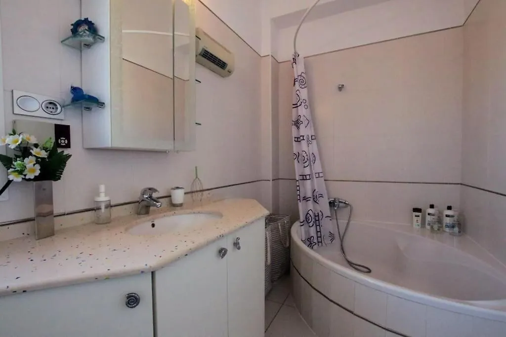 Tess Villa Andalusian Sun Málaga 0*,