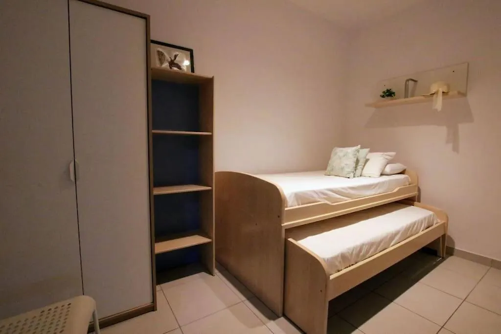 Tess Villa Andalusian Sun Málaga Tatil Evi